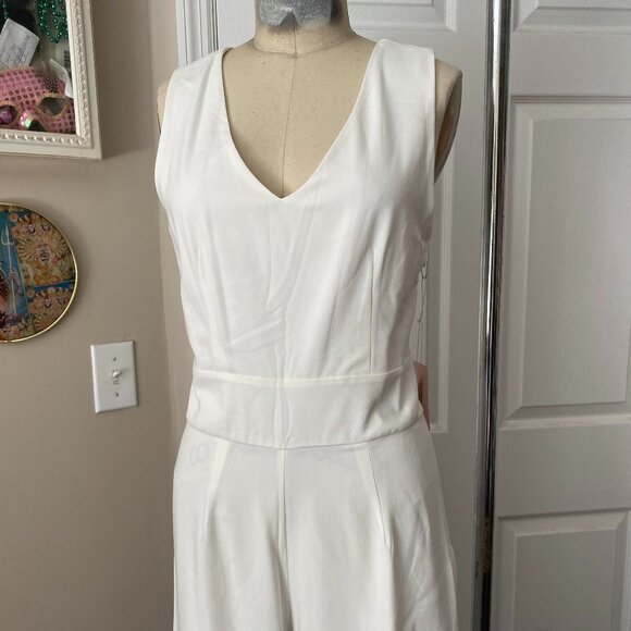 FOREVER 21 White Cross Back Cocktail Evening Romper Jumpsuit *SMALL* - Picture 2 of 6